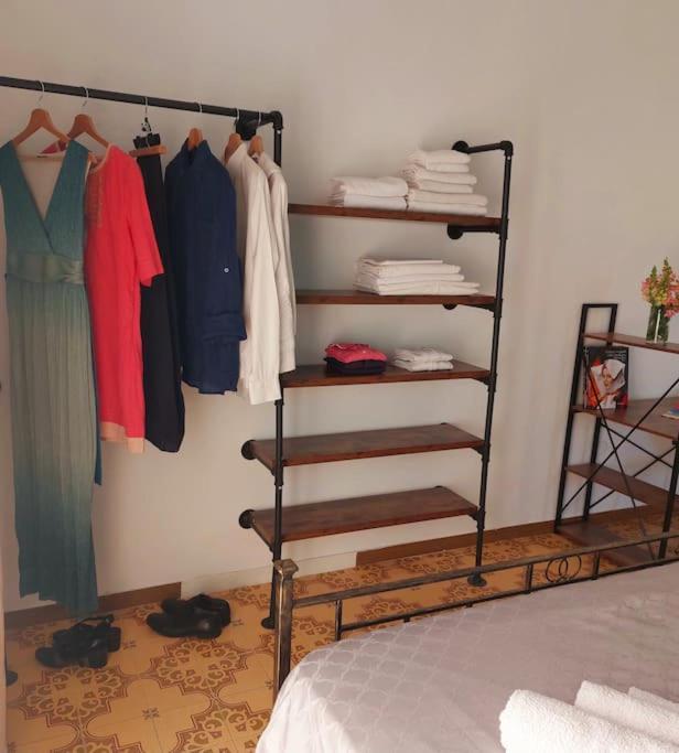 La Pintadera Sarda Apartment Carbonia Bagian luar foto