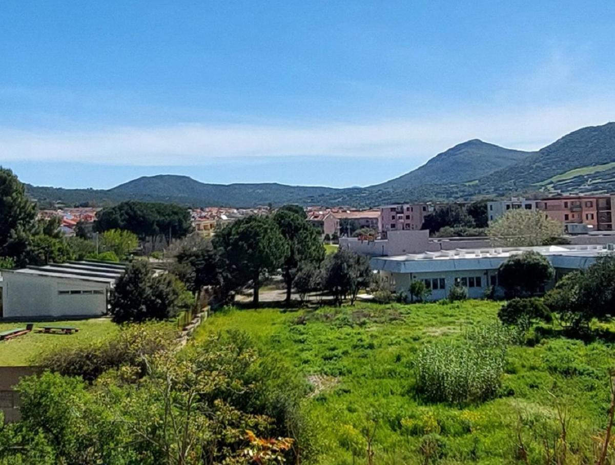 La Pintadera Sarda Apartment Carbonia Bagian luar foto